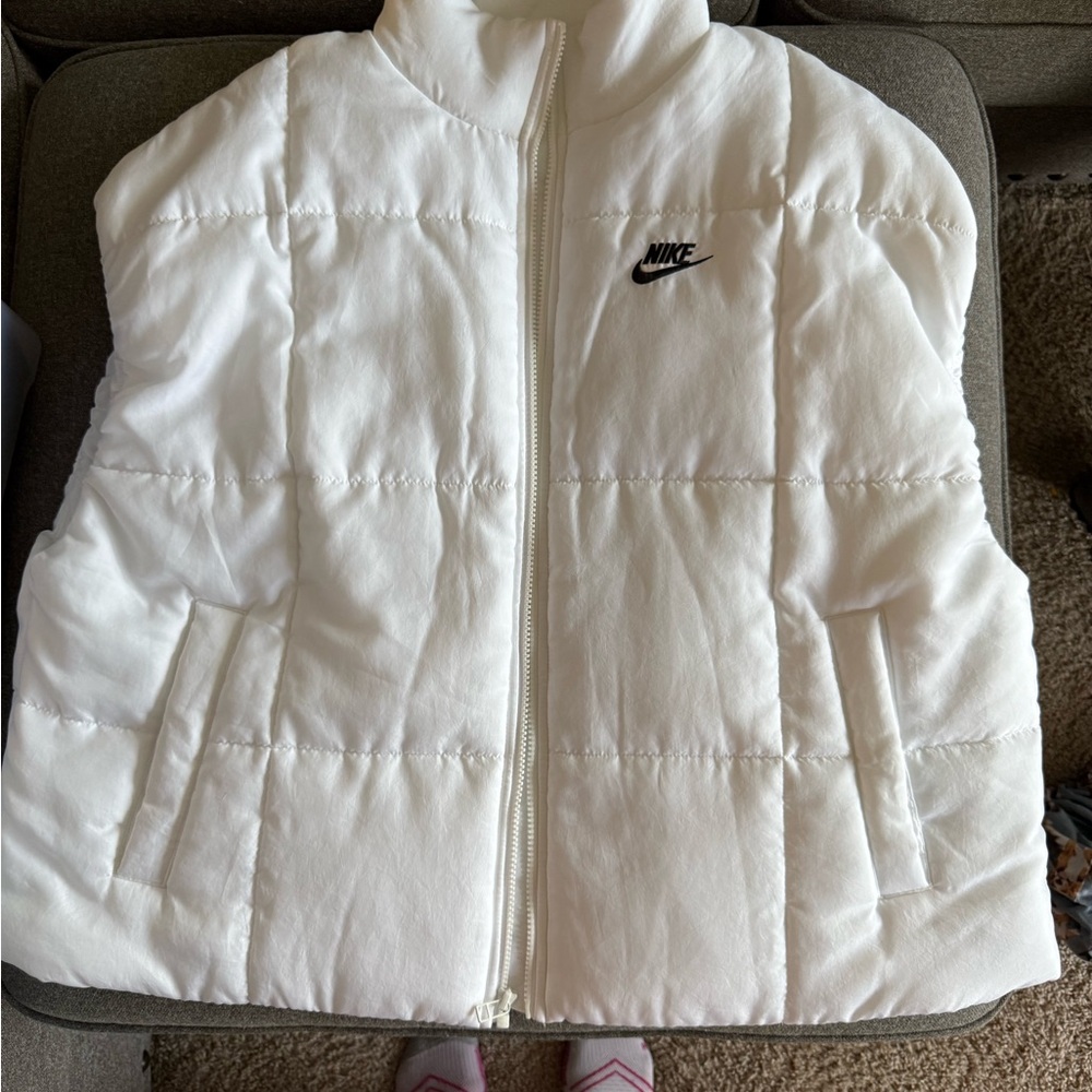 Nike White Quilted Vest oversized